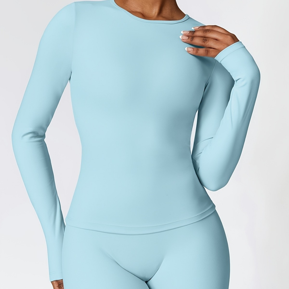بدلة يوجا ضيقة ذات أكمام طويلة - مراجعة Pilates & Yoga Reversible Mockneck Sweatshirt وسعره