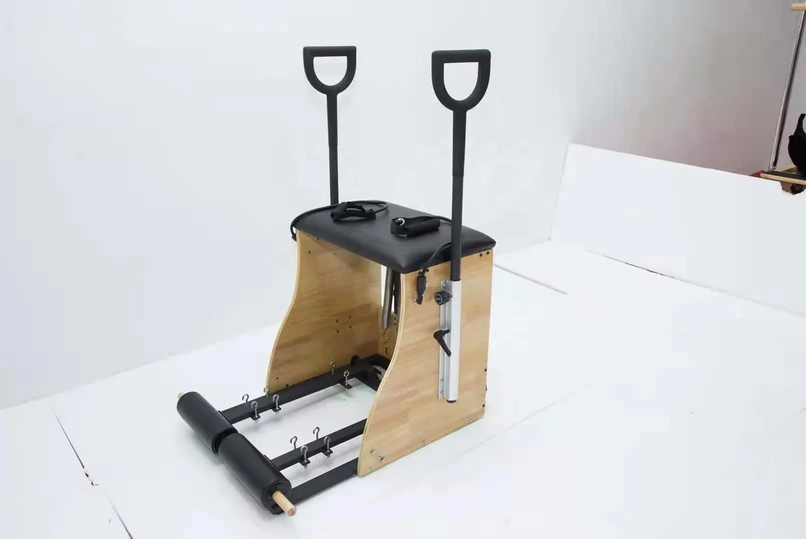 كرسي رياضي لليوجا مناسب لتماري - مراجعة Pilates Yoga Chair وسعره